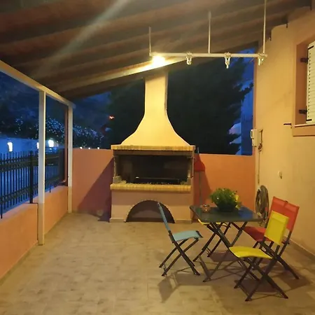 Tatil Evi Ioannis House Sea View-perfect Family Holidays Lourdata (Kefalonia)
