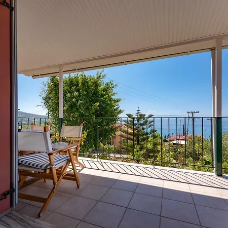 Casa de Férias Ioannis House Sea View-perfect Family Holidays Lourdata (Kefalonia)